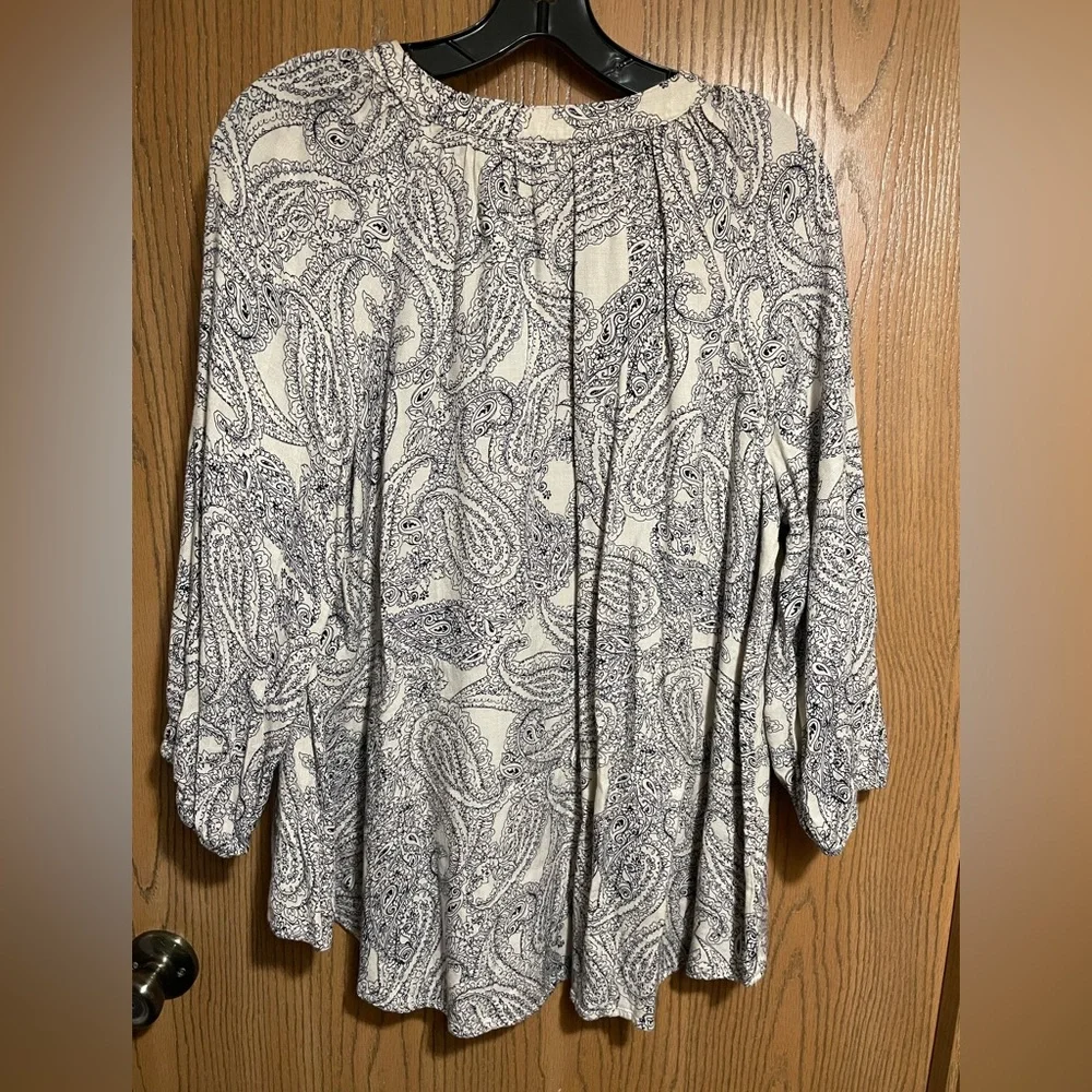 Paisley Print Blouse with Tie Neckline and Elastic at the Cuffs - Navy and Cream